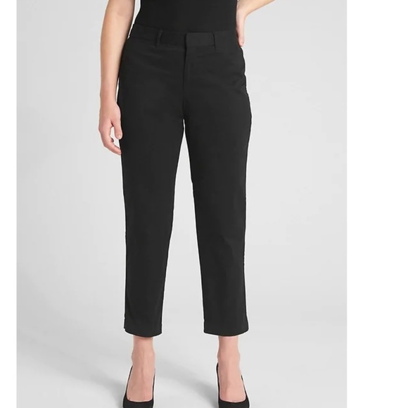 GAP Pants - Gap Curvy Slim City Crop Pants 12 Black v489